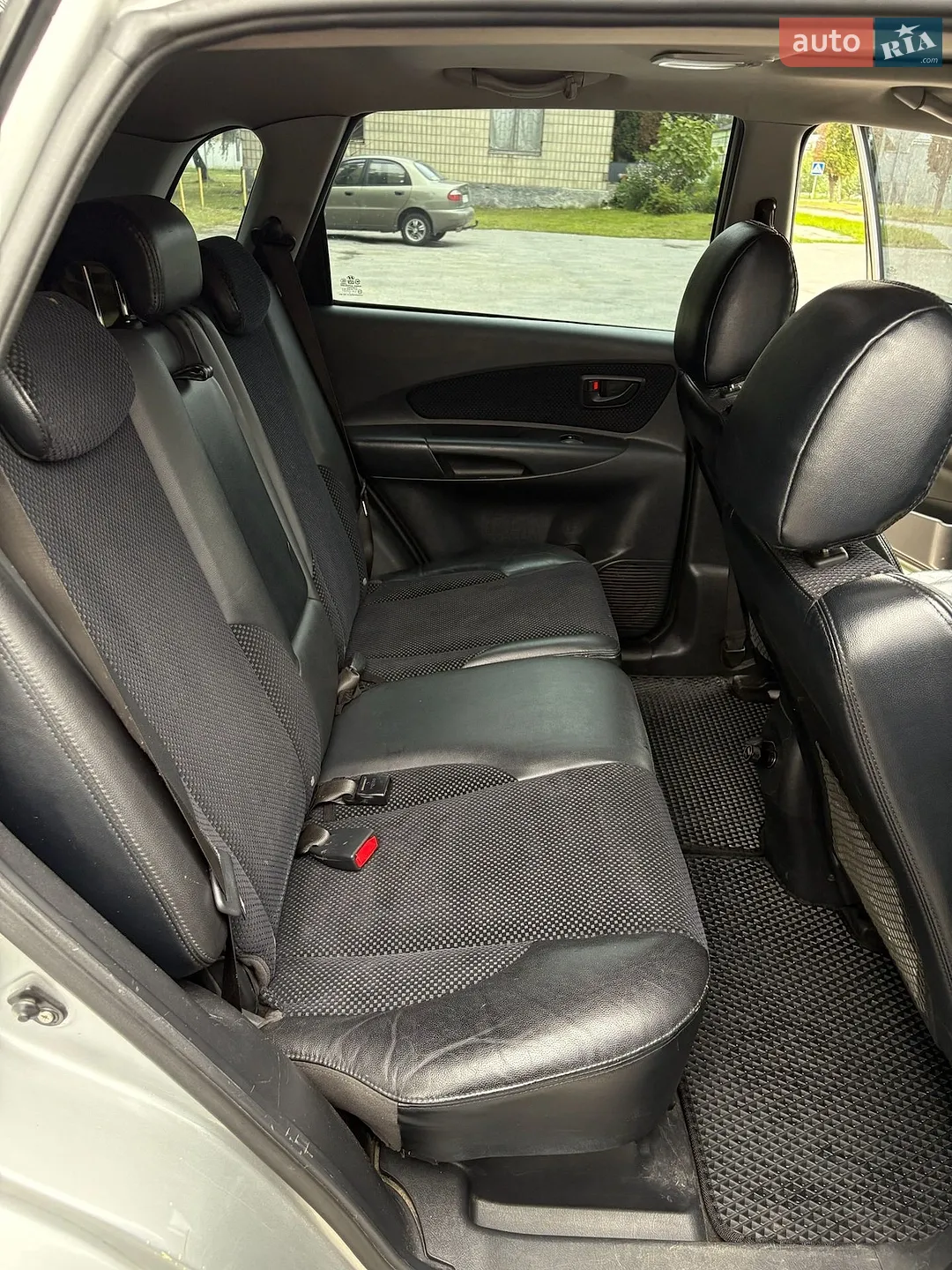2011 Hyundai Tucson - мініатюра 11