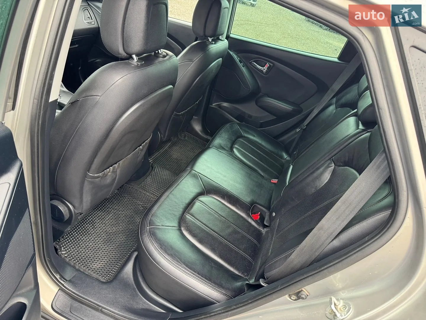 2010 Hyundai Tucson - мініатюра 29
