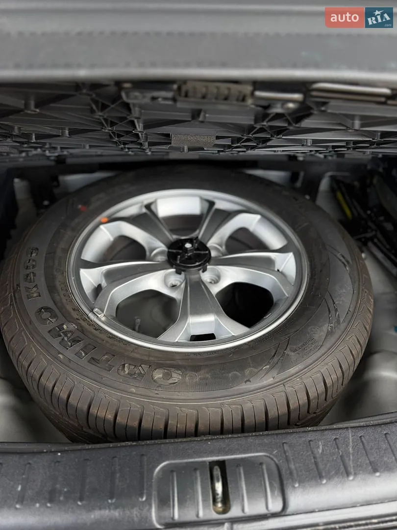 2010 Hyundai Tucson - мініатюра 15