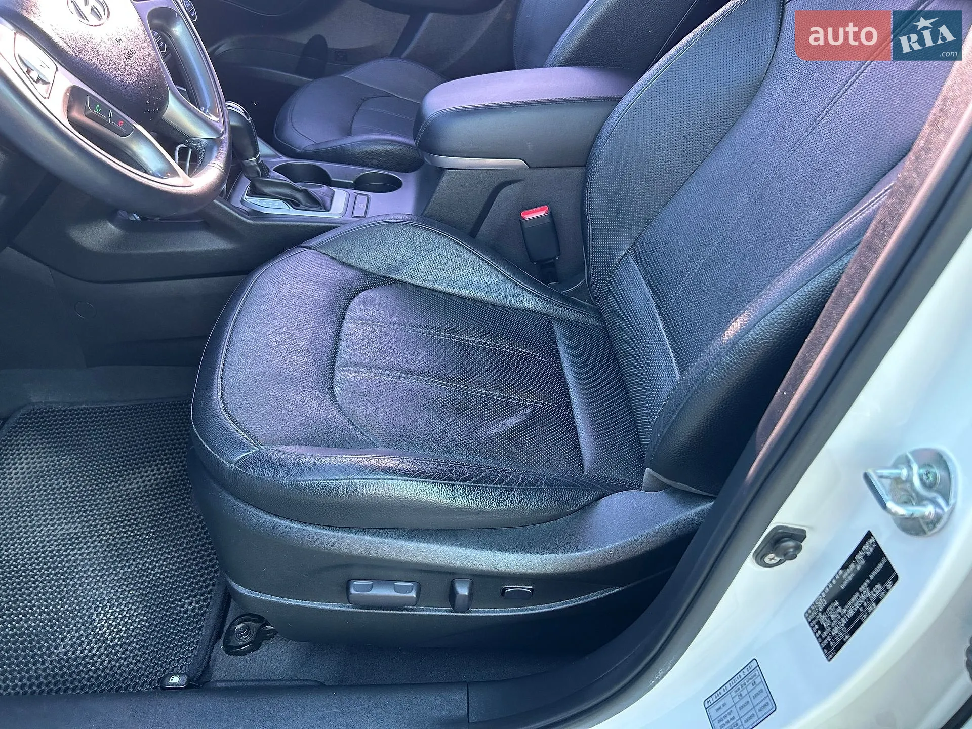 2013 Hyundai Tucson - мініатюра 27