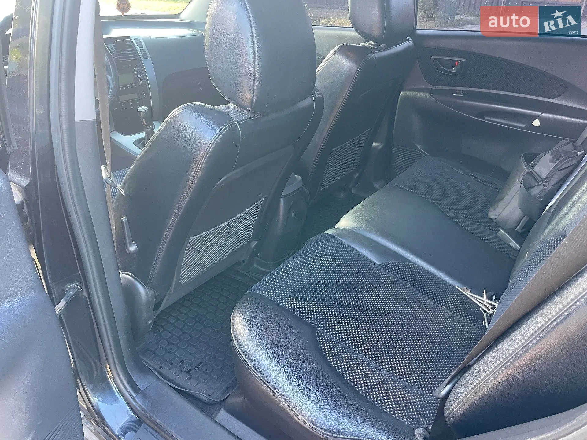 2011 Hyundai Tucson - мініатюра 16