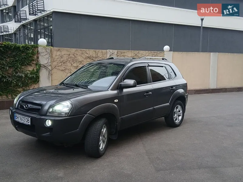 Hyundai Tucson