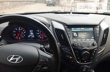 Купе Hyundai Veloster 2015 в Киеве