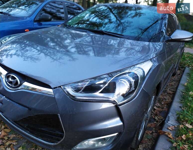 Хэтчбек Hyundai Veloster 2011 в Киеве