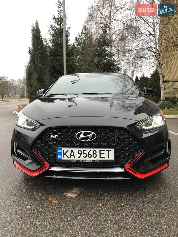Hyundai Veloster