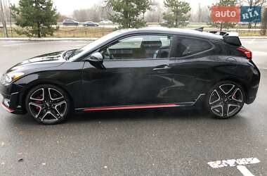 Хэтчбек Hyundai Veloster 2019 в Киеве