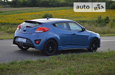 Хэтчбек Hyundai Veloster 2015 в 