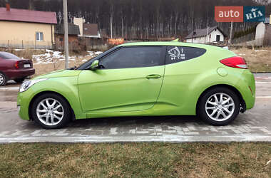 Хэтчбек Hyundai Veloster 2012 в Львове
