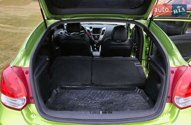 Хэтчбек Hyundai Veloster 2012 в Львове