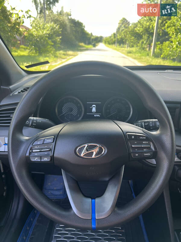 Хэтчбек Hyundai Veloster 2018 в Балте