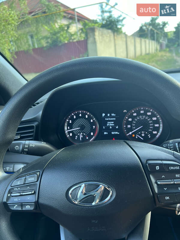 Хэтчбек Hyundai Veloster 2018 в Балте