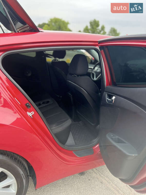 Хетчбек Hyundai Veloster 2015 в Кропивницькому