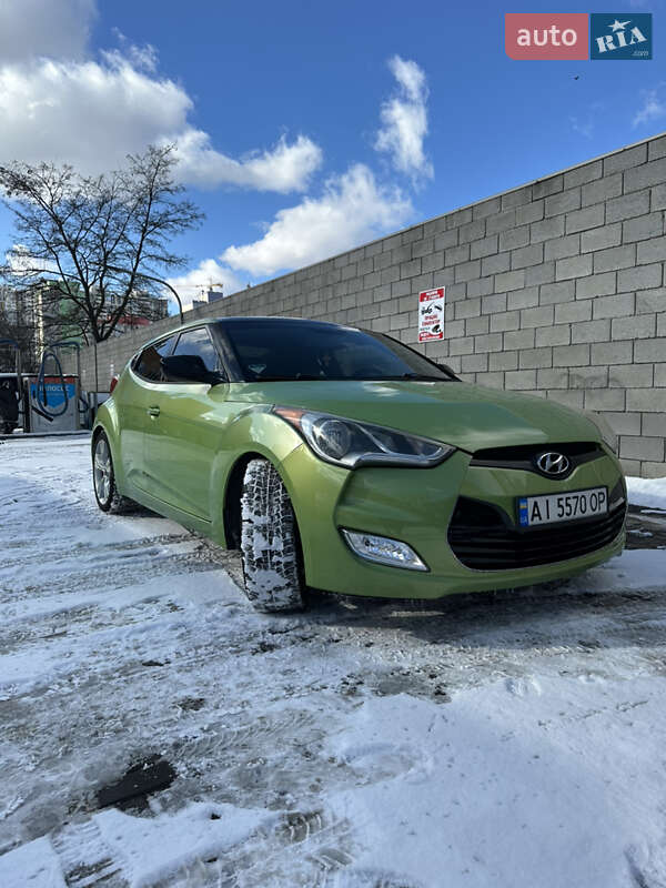 Hyundai Veloster 2012