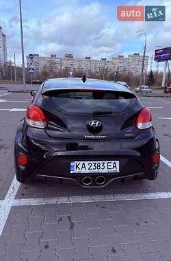 Хэтчбек Hyundai Veloster 2015 в 