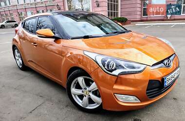 Хэтчбек Hyundai Veloster 2013 в 