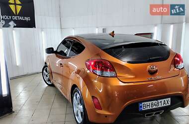Хэтчбек Hyundai Veloster 2013 в 