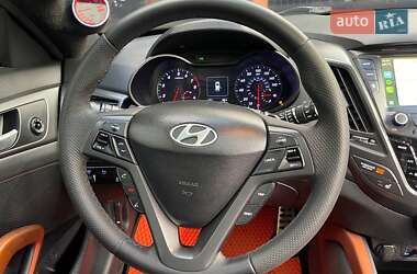 Хэтчбек Hyundai Veloster 2016 в 