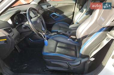 Хэтчбек Hyundai Veloster 2013 в 