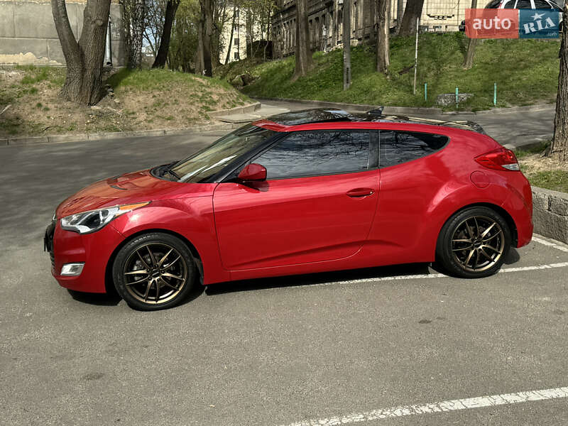 Хэтчбек Hyundai Veloster 2014 в Киеве фото 4 Хэтчбек Hyundai Veloster 2014 в Киеве