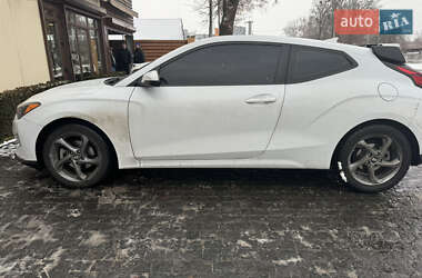 Хэтчбек Hyundai Veloster 2018 в 