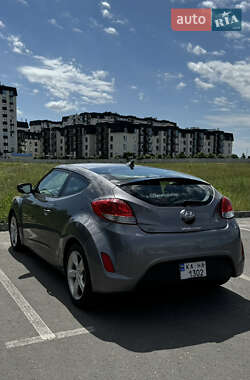 Хэтчбек Hyundai Veloster 2014 в Киеве