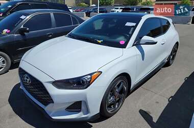 Hyundai Veloster 2019