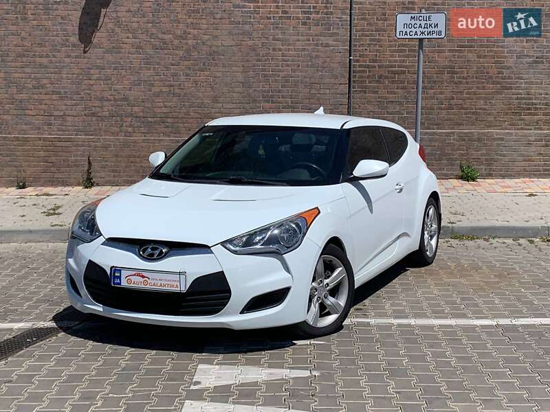 Hyundai Veloster 2012
