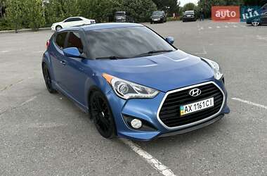 Хэтчбек Hyundai Veloster 2015 в 