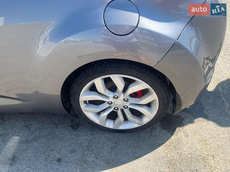 Хэтчбек Hyundai Veloster 2012 в Измаиле