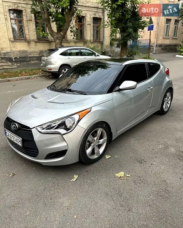 Hyundai Veloster