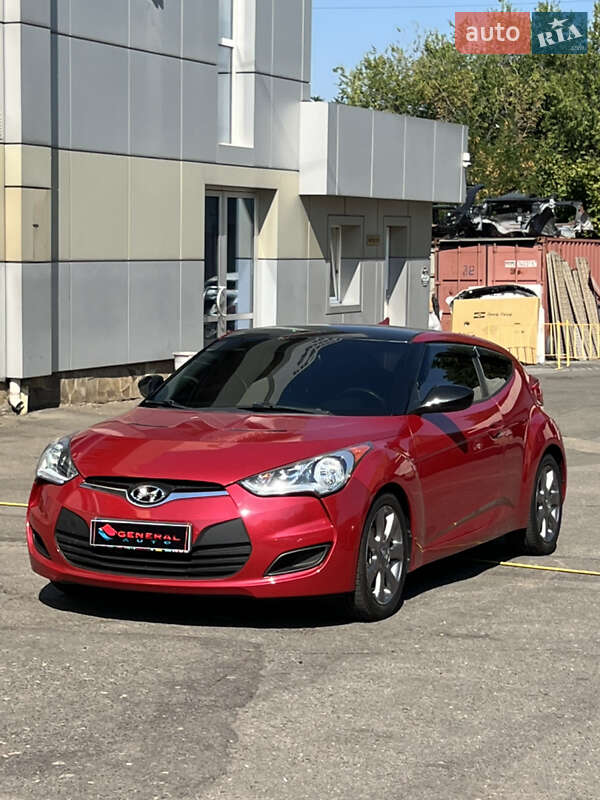 Hyundai Veloster 2013