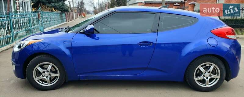 Хетчбек Hyundai Veloster 2012 в Нововолинську фото 2 Хетчбек Hyundai Veloster 2012 в Нововолинську