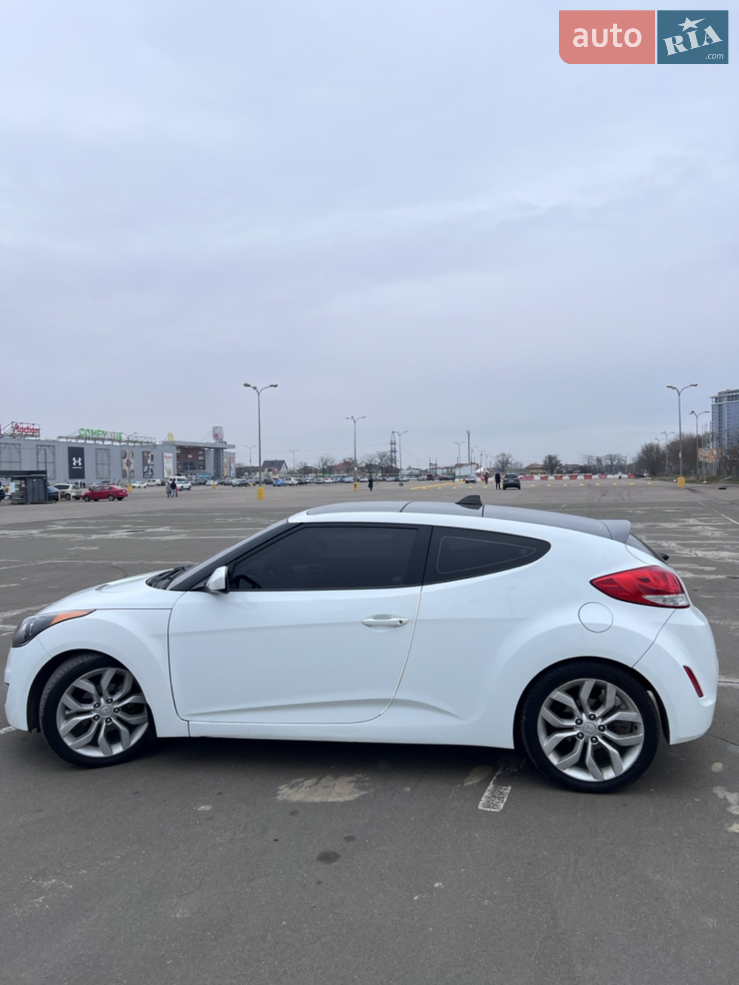 2011 Hyundai Veloster - мініатюра 11