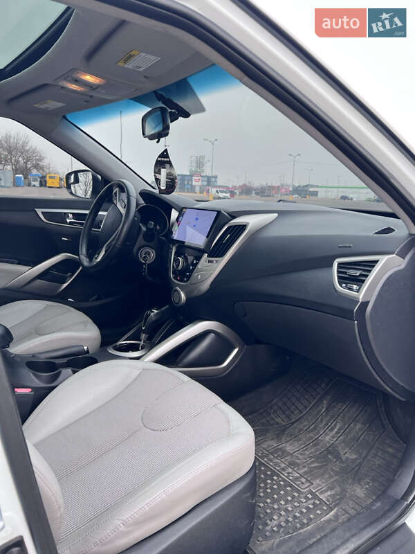 Хэтчбек Hyundai Veloster 2011 в Одессе фото 20 Хэтчбек Hyundai Veloster 2011 в Одессе