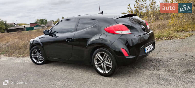 Хэтчбек Hyundai Veloster 2011 в Киеве