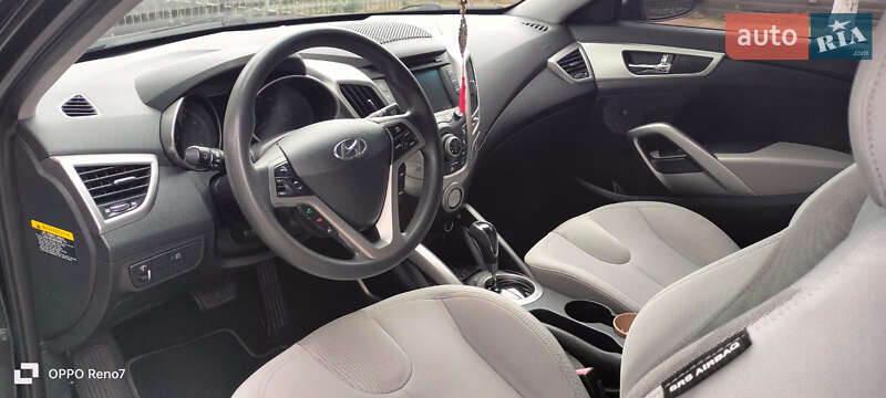 Хэтчбек Hyundai Veloster 2011 в Киеве