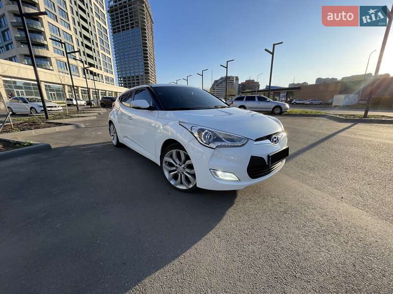 Хэтчбек Hyundai Veloster 2011 в Днепре