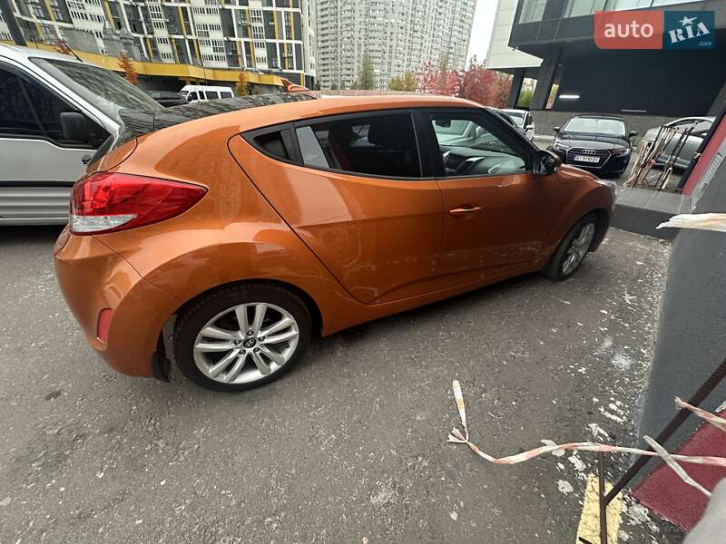 Хетчбек Hyundai Veloster 2013 в Києві