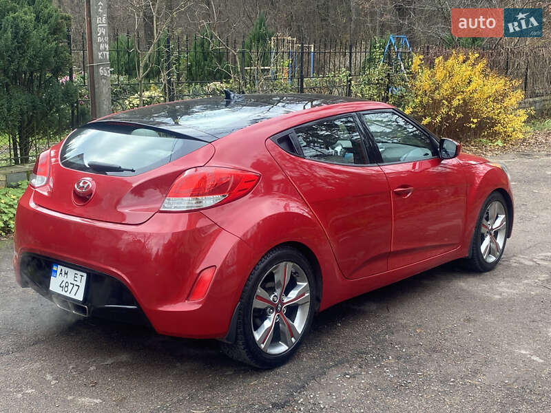 Хэтчбек Hyundai Veloster 2012 в Житомире