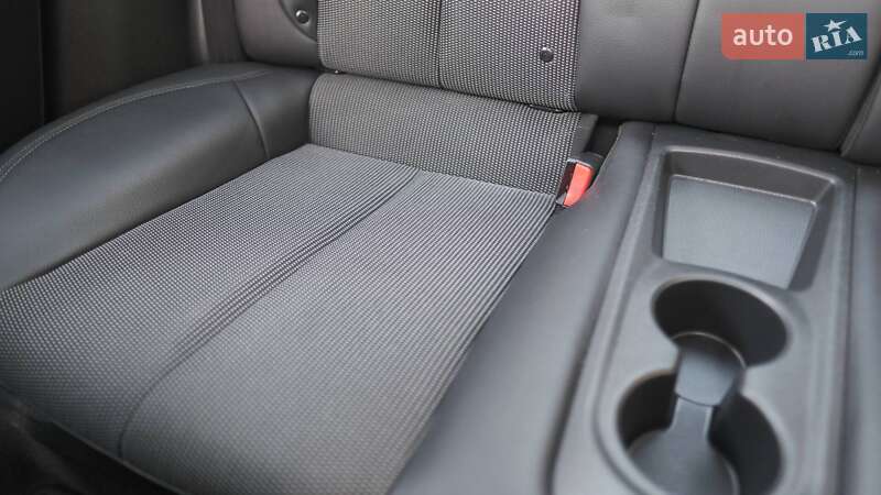 Хетчбек Hyundai Veloster 2016 в Києві