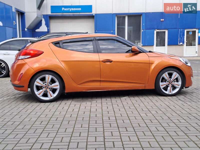 Хэтчбек Hyundai Veloster 2015 в Одессе