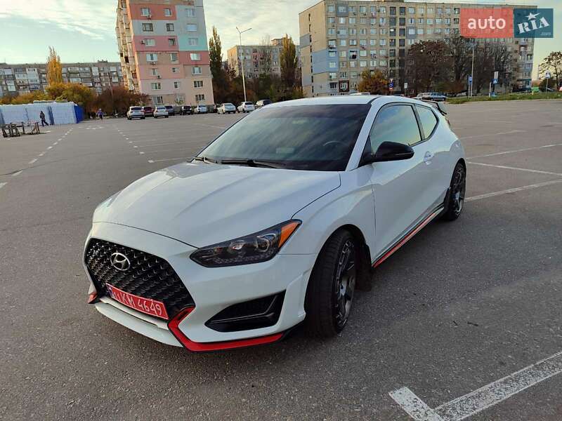 Хетчбек Hyundai Veloster 2018 в Кропивницькому
