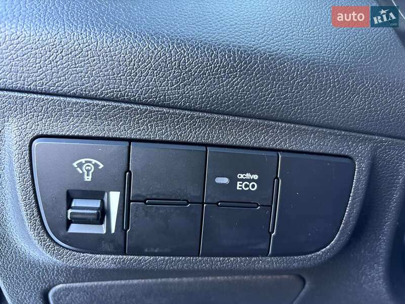 Хетчбек Hyundai Veloster 2014 в Львові