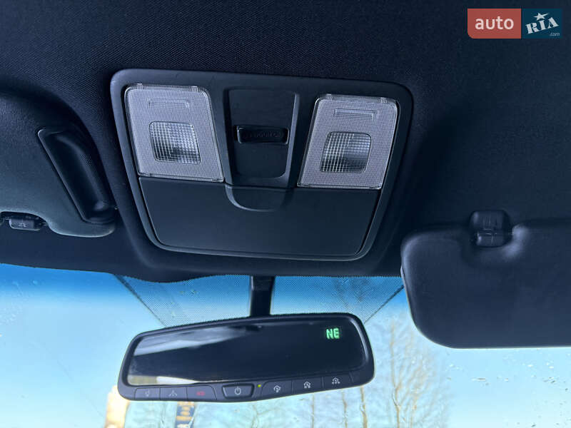 Хетчбек Hyundai Veloster 2014 в Львові