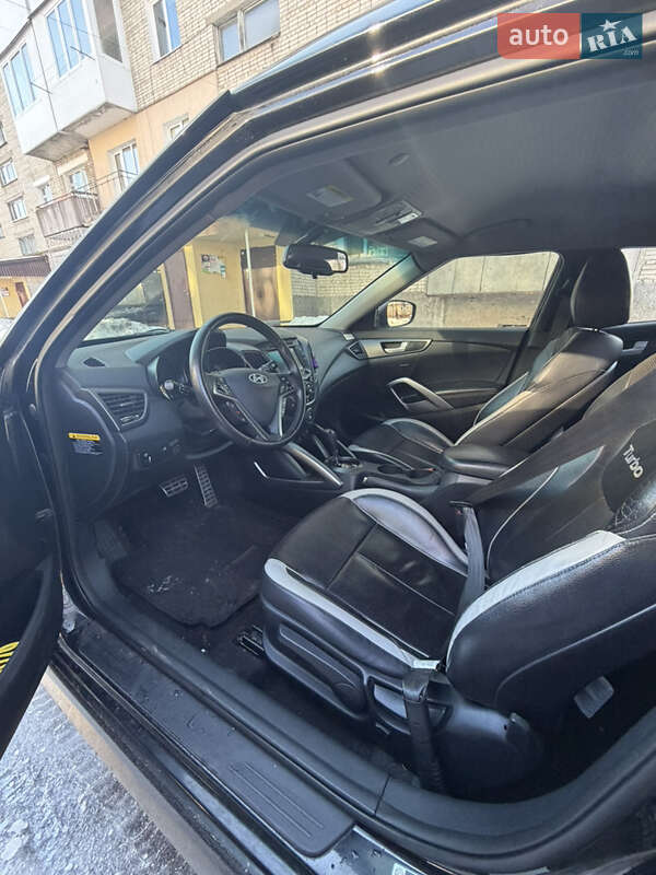 Хэтчбек Hyundai Veloster 2014 в Нововолынске