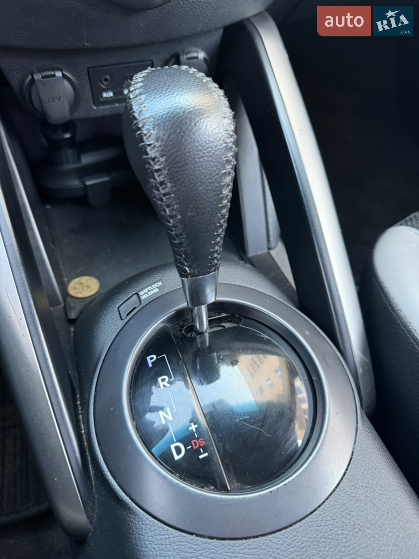 2014 Hyundai Veloster - мініатюра 32