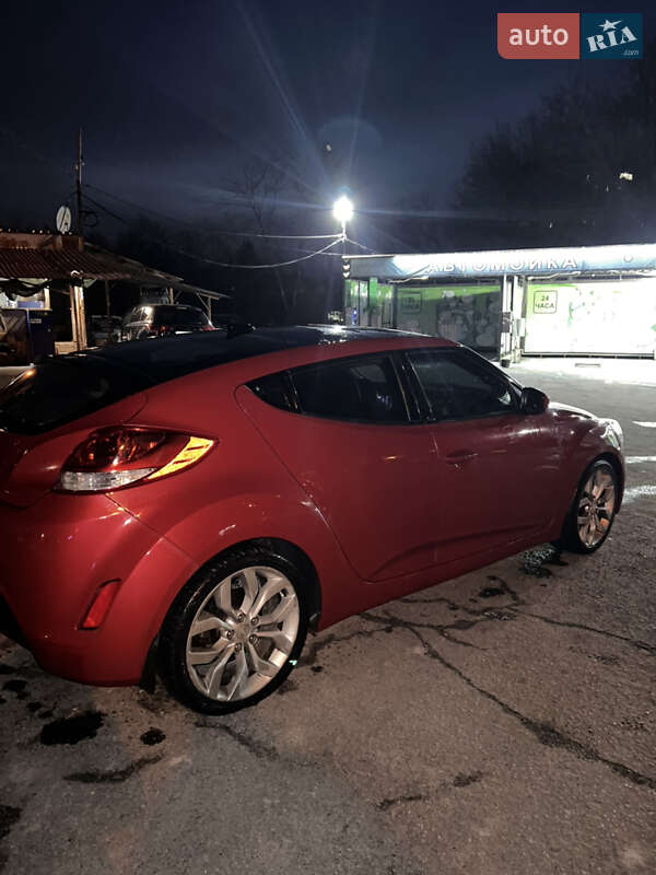 Хэтчбек Hyundai Veloster 2013 в Запорожье фото 19 Хэтчбек Hyundai Veloster 2013 в Запорожье