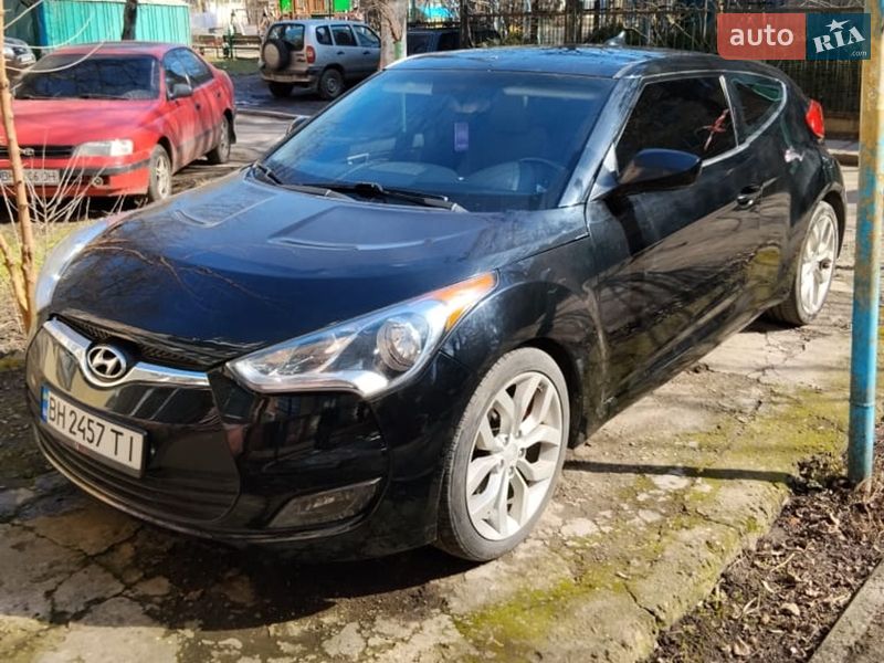 Hyundai Veloster 2011