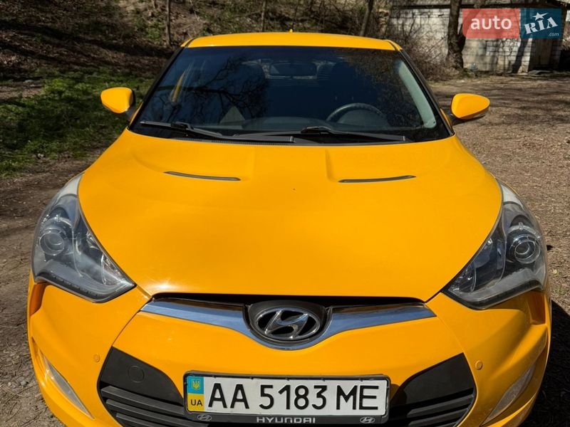 Hyundai Veloster 2012