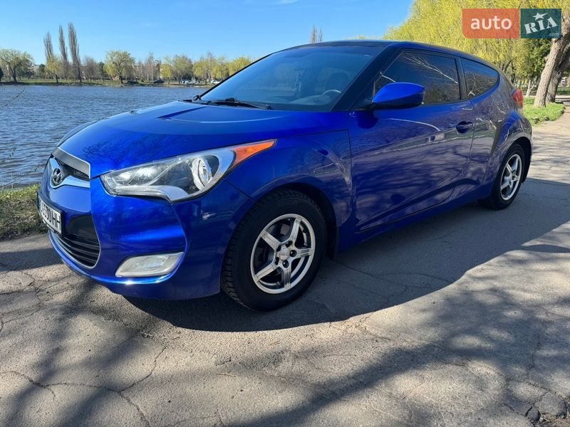 Хэтчбек Hyundai Veloster 2012 в Ровно фото Хэтчбек Hyundai Veloster 2012 в Ровно